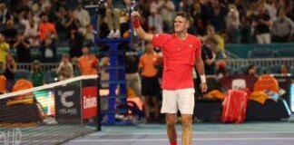 Djokovic non ce la fa, Mensik è il campione di Miami