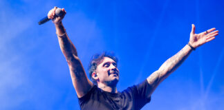 Fabrizio Moro con due concerti speciali a Roma e Milano per festeggiare i 25 anni di carriera