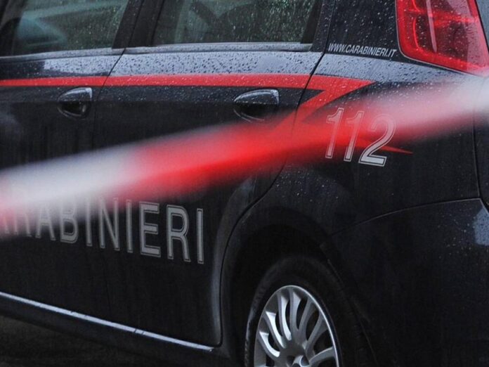 Frontale tra auto e gazzella dei carabinieri a Montebelluna, due militari in gravi condizioni