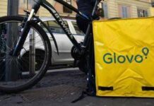 Glovo, gip convalida commissariamento: “Regolarizzi 40mila rider”