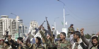 Yemen, nuovi raid Usa sulle basi degli Houthi