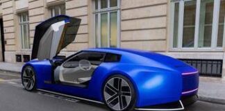 Jaguar, la vision concept Type 00 debutta alla Paris Fashion Week