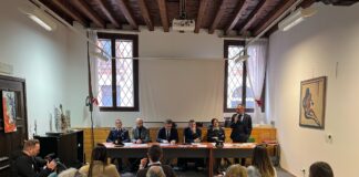 Truffe agli anziani, Questura e Comune di Vicenza promuovono un ciclo di incontri per la prevenzione dedicati agli over 65 Al centro Proti incontro per conferenze su prevenzione Truffe agli anziani