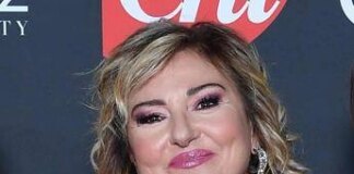 Monica Setta operata d’urgenza per un’ernia strozzata