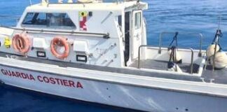 Napoli, studentessa morta in gita dopo malore in traghetto. Giovedì l’autopsia