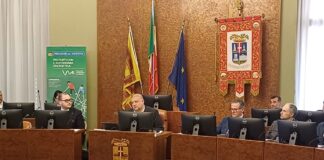 Comunità Energetiche Rinnovabili: piano della Provincia di Vicenza per impianti fotovoltaici sui tetti delle scuole Comunità Energetiche Rinnovabili vicenza