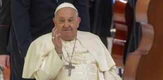 Papa Francesco in convalescenza, pneumologo: “Niente stress, 2 mesi importanti per recupero”
