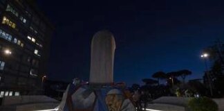 Papa, Vaticano: “Situazione stazionaria, serve tempo per il recupero”