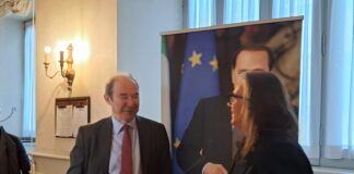 Patrizio Miatello (Ezzelino III da Onara) incontra Presidente Commissione d’inchiesta sulle banche sen. Pierantonio Zanettin Patrizio Miatello (Ezzelino III da Onara) col senatore Pierantonio Zanettin, presidente Commissione monocamerale d'inchiesta sulle banche