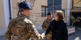 Rauti visita il Comando C4 dell’Esercito, “Avamposto di digitalizzazione delle Forze Armate”