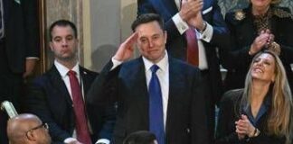 Trump, omaggio a Musk al Congresso e applausi – Video