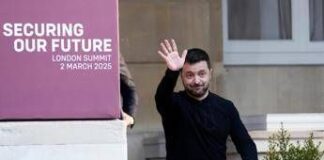 Ucraina, Zelensky: “Usa importanti, pronto a firmare accordo con Trump”