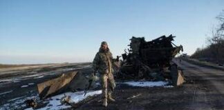 Ucraina, media: “Kiev pronta ad accettare al 90% proposta pace Usa”