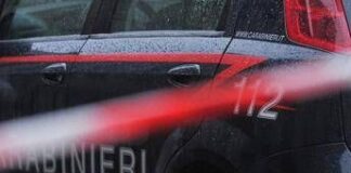 Varese, anziano trovato morto in casa a Saronno: sarebbe stato ucciso a coltellate