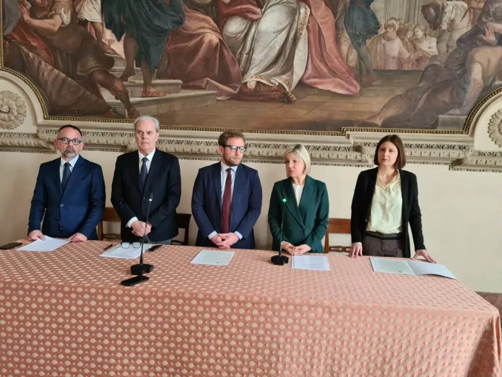 Ipab, l'annuncio del 7 marzo 2025 in sala Stucchi: una nuova residenza per anziani a Laghetto con 5,3 milioni di euro di contributo regionale