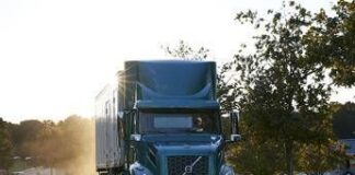 Volvo Trucks domina il mercato dei camion elettrici in Europa e Nord America