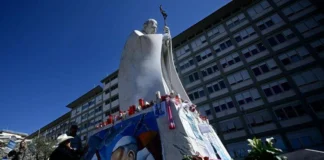 Papa Francesco, Vaticano: “Notte è trascorsa tranquilla” Papa Francesco