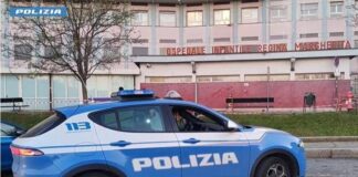 Neonata arrivata in nave da Marocco in busta della spesa per esser venduta neonata marocco