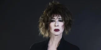 Veronica Pivetti al Teatro Comunale di Vicenza, spettacolo con la donna al centro veronica pivetti vicenza