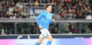 McTominay decisivo a Monza, il Napoli aggancia l’Inter