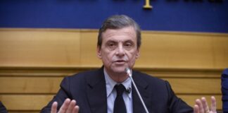 Calenda “I salari e la sanità sono questioni centrali di questo Paese”