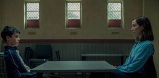Adolescence, la decisione di Starmer: “Mostrare la serie nelle scuole”
