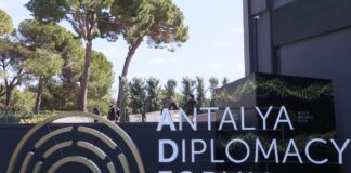 Al via in Turchia il Forum di Antalya 2025, tra i partecipanti Lavrov e al-Sharaa