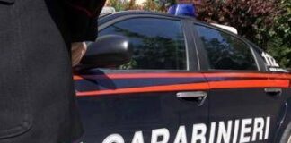 Caserta, ucciso nella sua auto mentre fa benzina