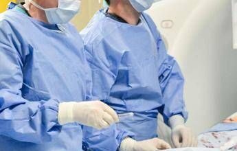 Colon, debutta l’anastomosi magnetica senza punti di sutura: primato mondiale a Bergamo