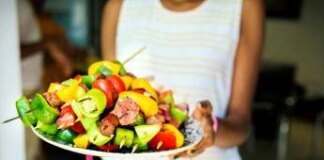 Dieta occidentale? Meglio quella africana che ‘spegne’ le infiammazioni: lo studio