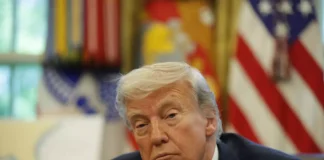 Trump “Abbiamo raggiunto un accordo con l’India sui dazi. Bezos? Ha fatto la cosa giusta”