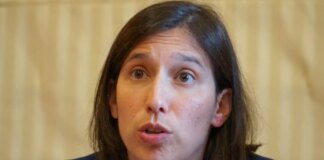 Schlein “Il problema non è dialogare con Trump, ma farlo a testa alta”