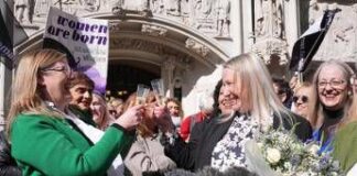 Gb, Corte Suprema: “Definizione legale di donna corrisponde a sesso biologico”