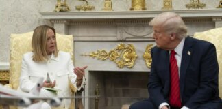 Meloni nella tana del lupo mentre Trump sfiga giudici, Fed e Harvard