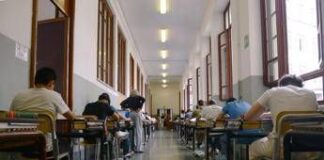 Maturità, fonti ministero: “Nessun dietrofront su ammissione a esame”