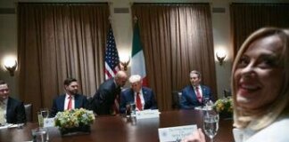 Meloni-Trump, incontro con sorrisi, complimenti e pranzo leggero