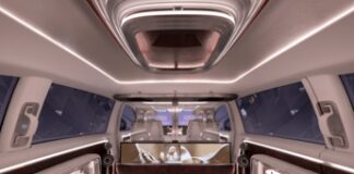 Mercedes-Benz estende la sua gamma di monovolume alla fascia più elevata del mercato