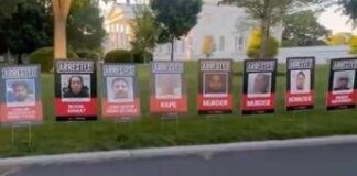 Migranti, l’ultima trovata di Trump: le foto sul prato della Casa Bianca