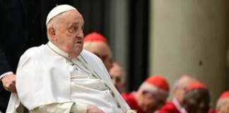 Papa Francesco, una convalescenza piena di sorprese: tanti i blitz di Bergoglio