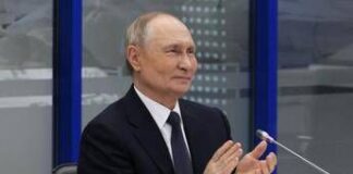 Putin, vertice con l’inviato di Trump. Zelensky: “Russia non vuole pace”