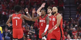 Boston e Cleveland portano la serie sul 2-0 nella notte Nba, Houston risponde a Golden State