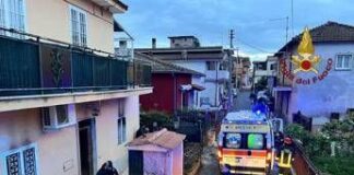Roma, a fuoco abitazione ad Albano: morto 69enne