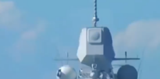 Sotto le ali della Cavour: Jacopo Maltauro a bordo della portaerei ammiraglia per l’operazione “Mare Aperto” Jacopo Maltauro a bordo della Cavour, la portaerei ammiraglia per l’operazione “Mare Aperto”