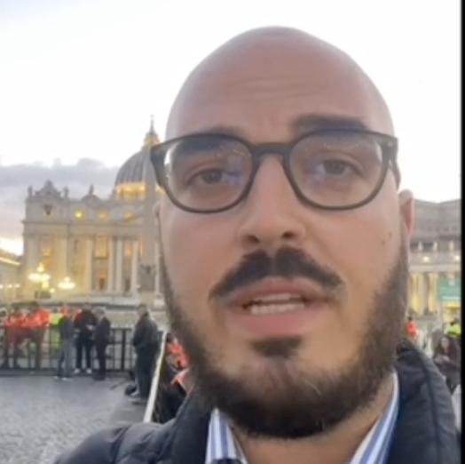 Papa Francesco, oltre 250mila per l'addio: le videonews dal nostro inviato Papa Francesco, oltre 250mila per l'addio: le videonews dal nostro inviato