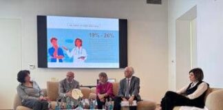 Tumori, 9mila italiani con leucemia mieloide cronica, per 1 su 3 cattiva qualità di vita