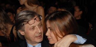 Vittorio Sgarbi, la compagna Sabrina Colle: “Grazie per il viaggio indimenticabile”