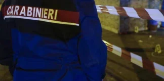 Trento, uccide il padre a coltellate per difendere la mamma: arrestato 19enne trento