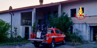 Camisano Vicentino, incendio in un’abitazione disabitata: nessun ferito. Intervento dei vigli del fuoco incendio camisano