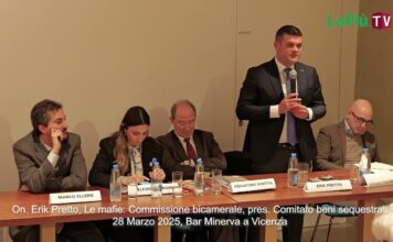 Beni confiscati nel Vicentino, Pretto: «La Regione segua le linee guida Antimafia» Beni confiscati nel Vicentino: Erik Pretto durante un incontro pubblico sulle mafie