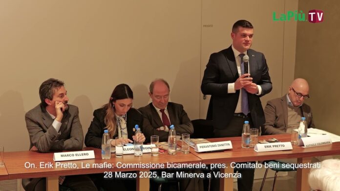 Beni confiscati nel Vicentino: Erik Pretto durante un incontro pubblico sulle mafie